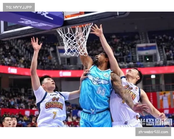青岛队全华班出战狂胜四川32分 团队火力六人得分上双暂居榜首